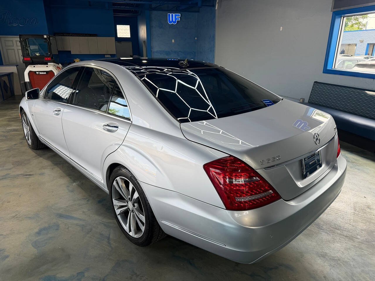 Used 2012 Mercedes-Benz S 550 4MATIC image 2