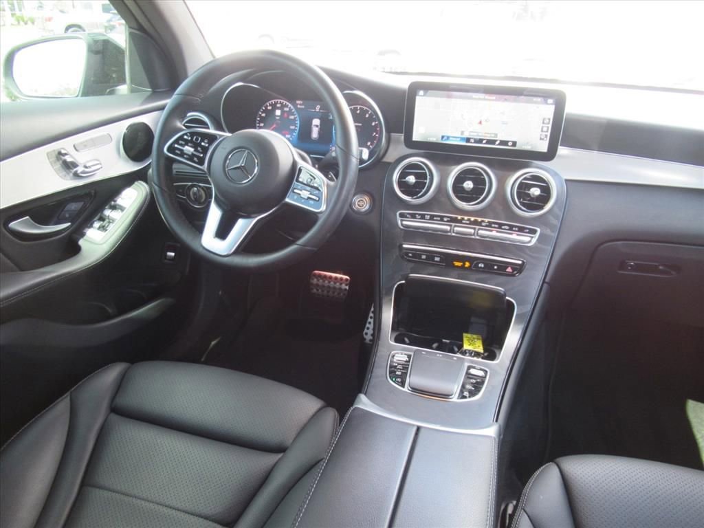 Used 2022 Mercedes-Benz GLC 300 4MATIC image 13