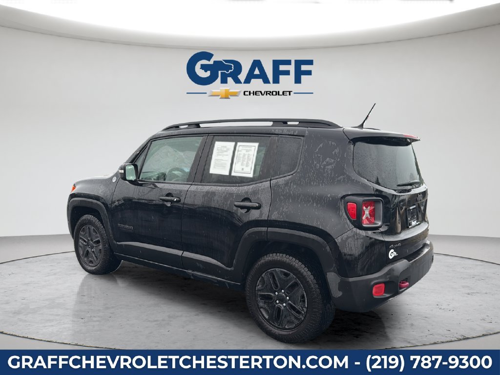 Used 2017 Jeep Renegade Trailhawk AWD/4WD image 14