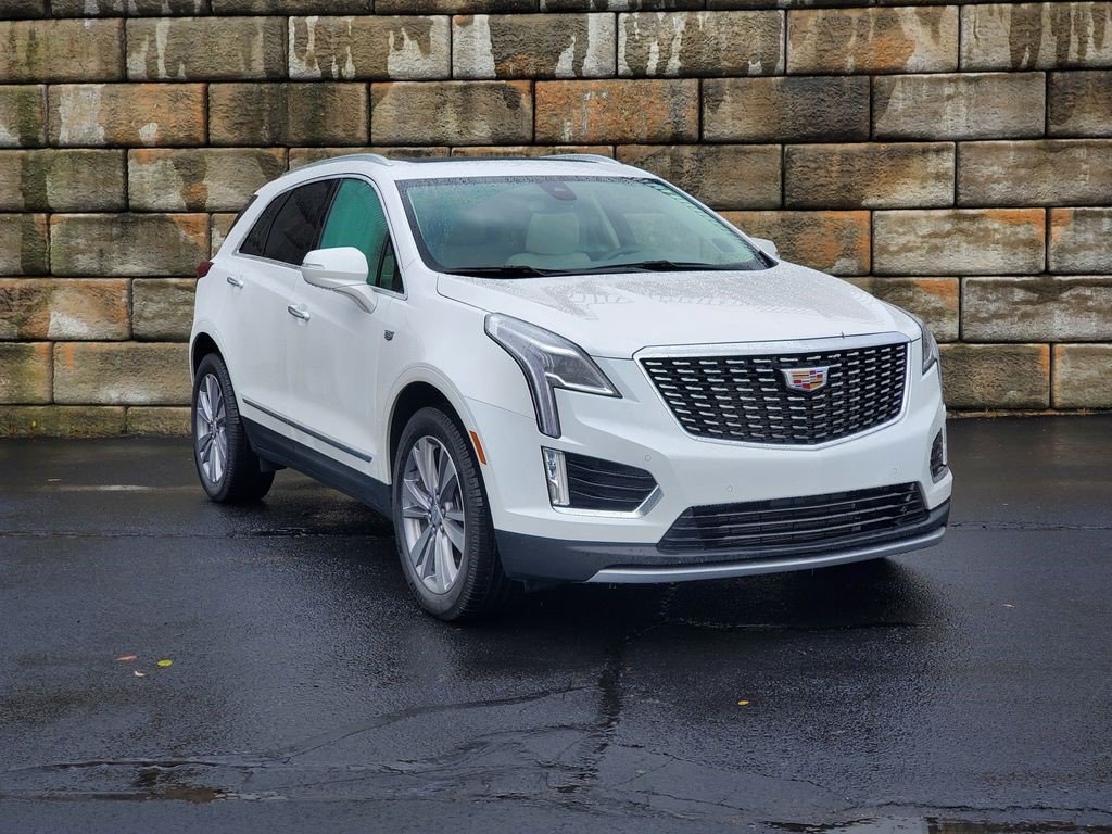 Certified 2024 Cadillac XT5 Premium Luxury w/ LPO, Floor Liner Package AWD/4WD image 9