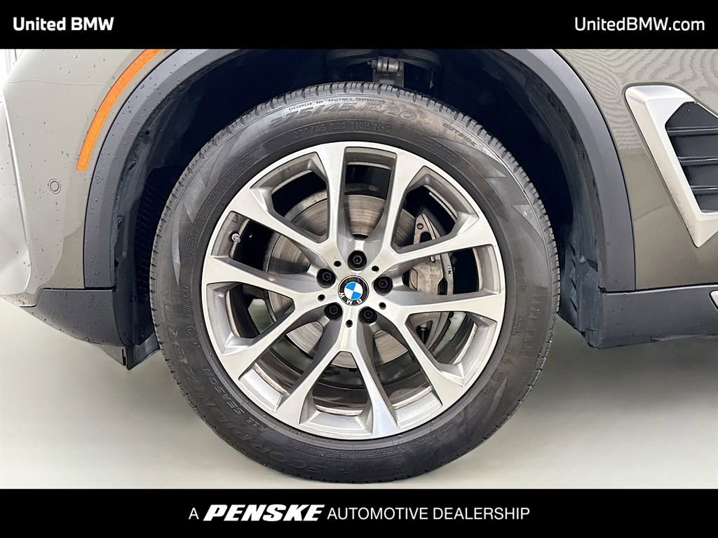 Certified 2026 BMW X5 sDrive40i image 2