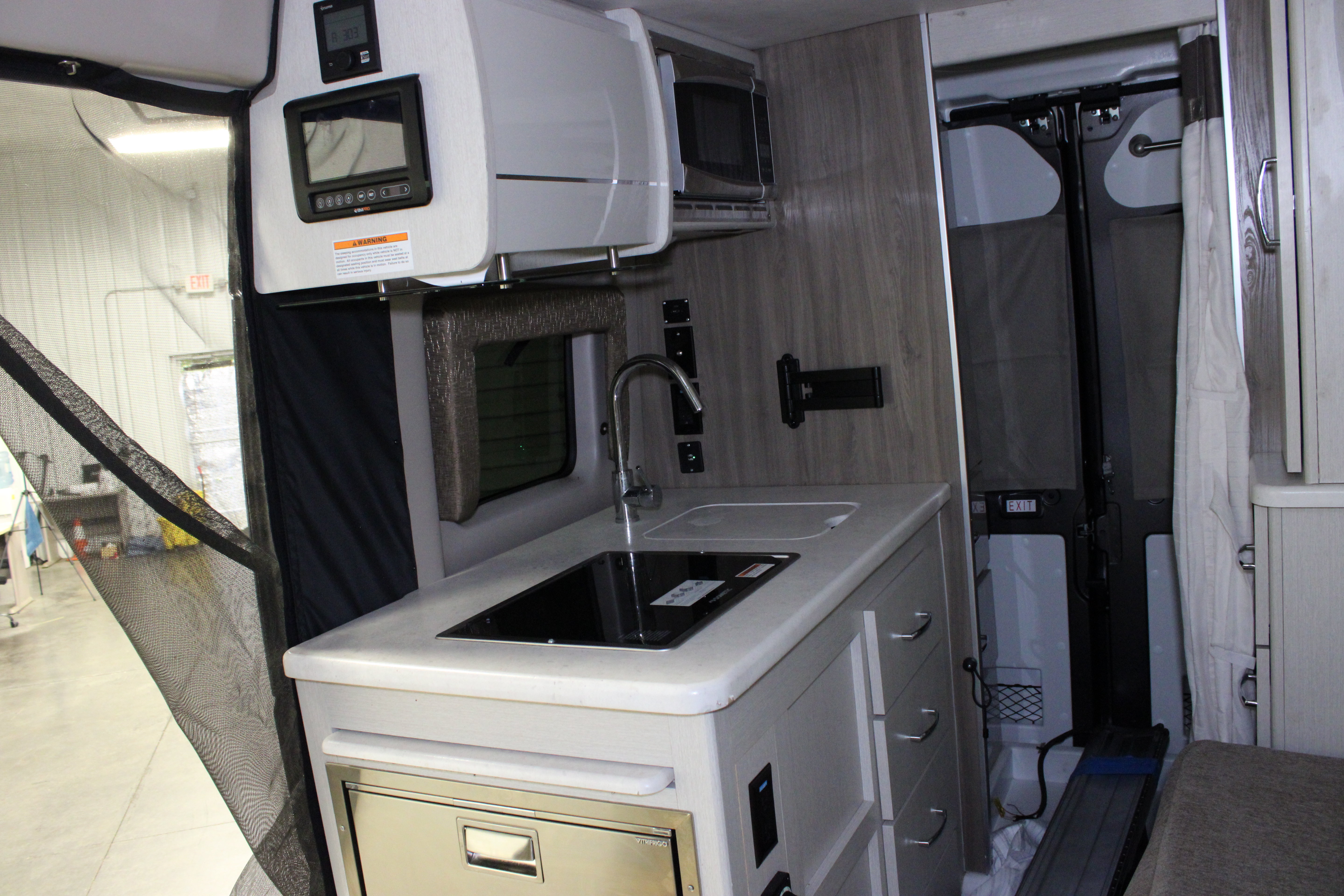 Used 2021 RAM ProMaster 1500 w/ Convenience Group FWD image 19