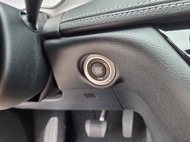New 2027 Chrysler Pacifica Select w/ Family Tech Group FWD image 26