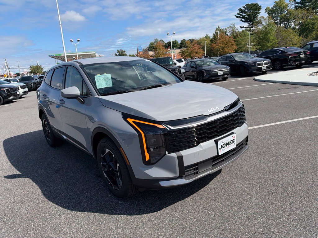 New 2027 Kia Sportage S AWD/4WD image 2