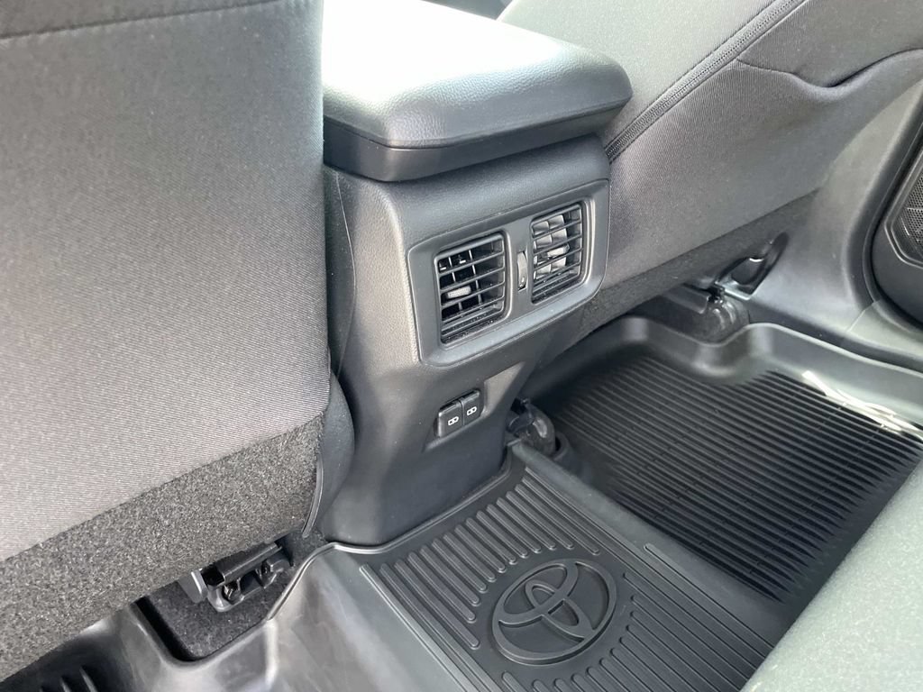Used 2023 Toyota RAV4 XLE FWD image 13