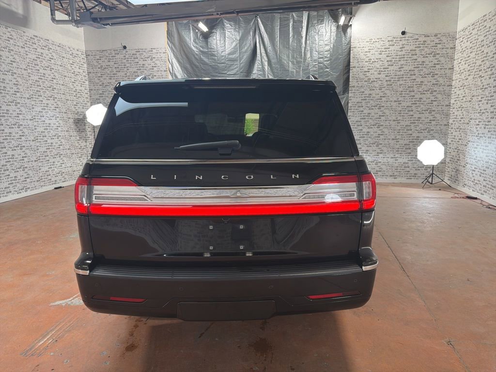 Used 2020 Lincoln Navigator L Reserve w/ Luxury Package image 6