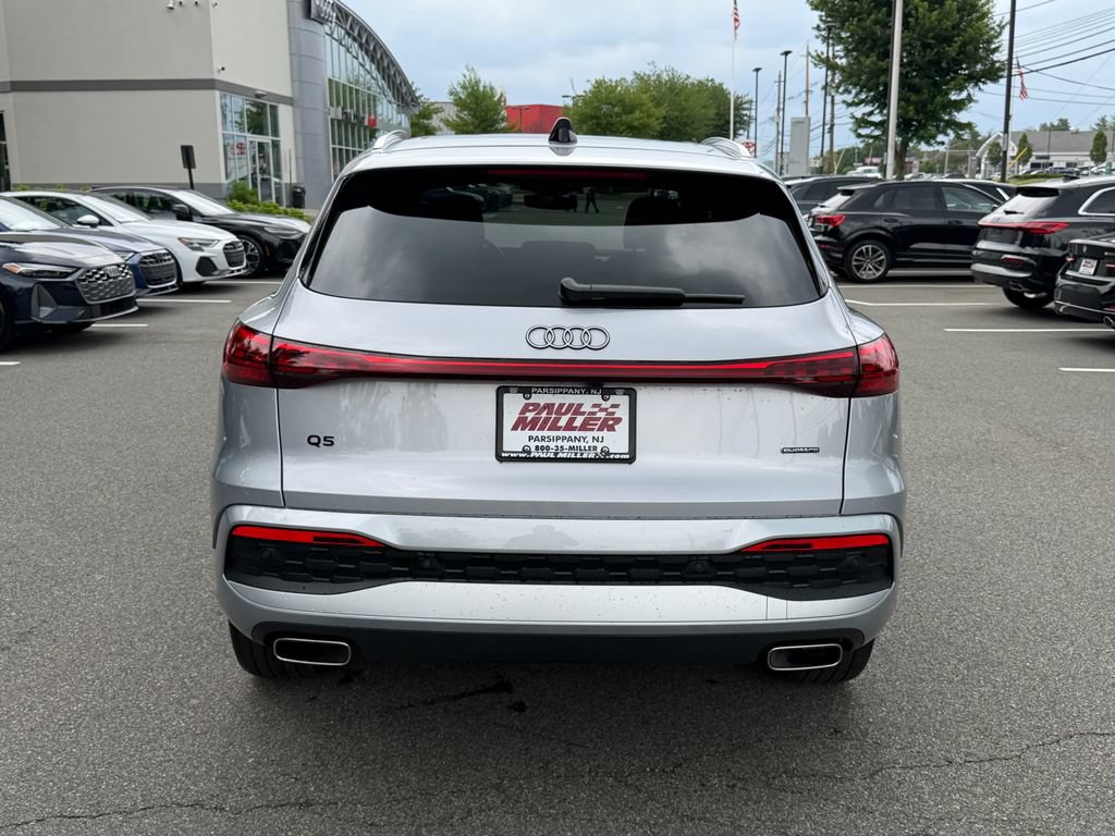 Used 2025 Audi Q5 Premium w/ Convenience Package AWD/4WD image 5