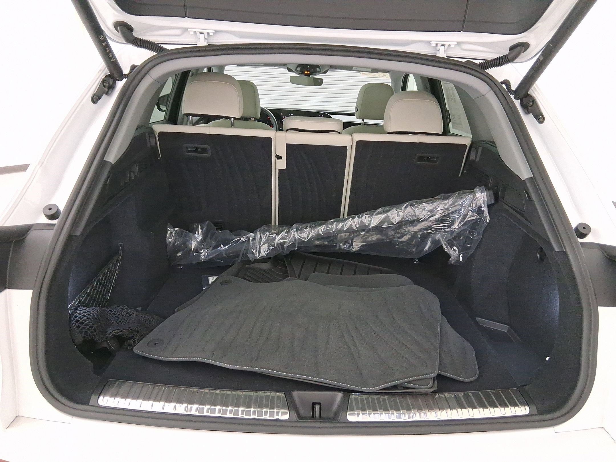 Used 2025 Audi Q5 Premium Plus w/ Premium Plus image 29