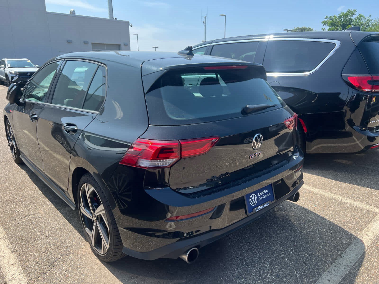 Used 2024 Volkswagen GTI SE FWD image 4