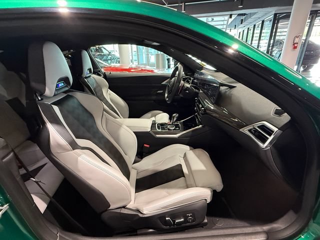 Used 2026 BMW M4 xDrive Competition w/ Executive Package AWD/4WD image 28