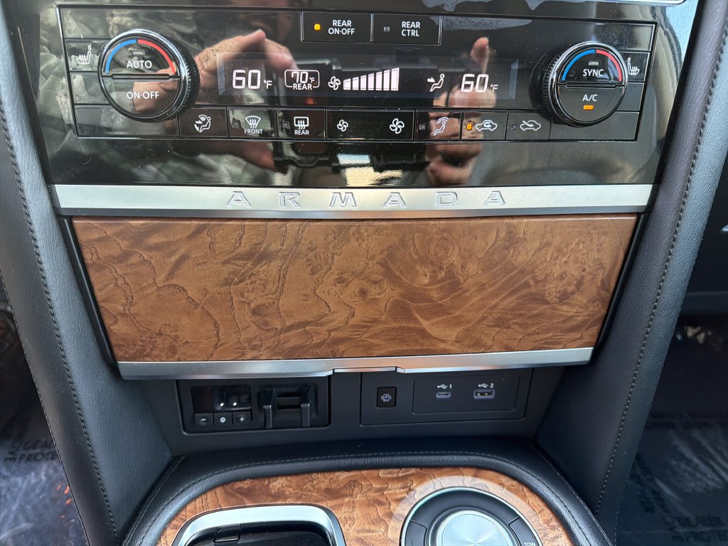 Used 2021 Nissan Armada SL w/ Captain's Chairs Package RWD image 29