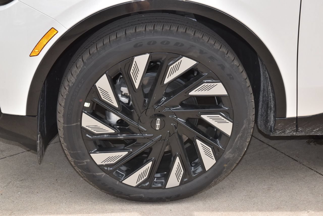 New 2026 Lincoln Nautilus Reserve w/ Jet Appearance Package AWD/4WD image 48