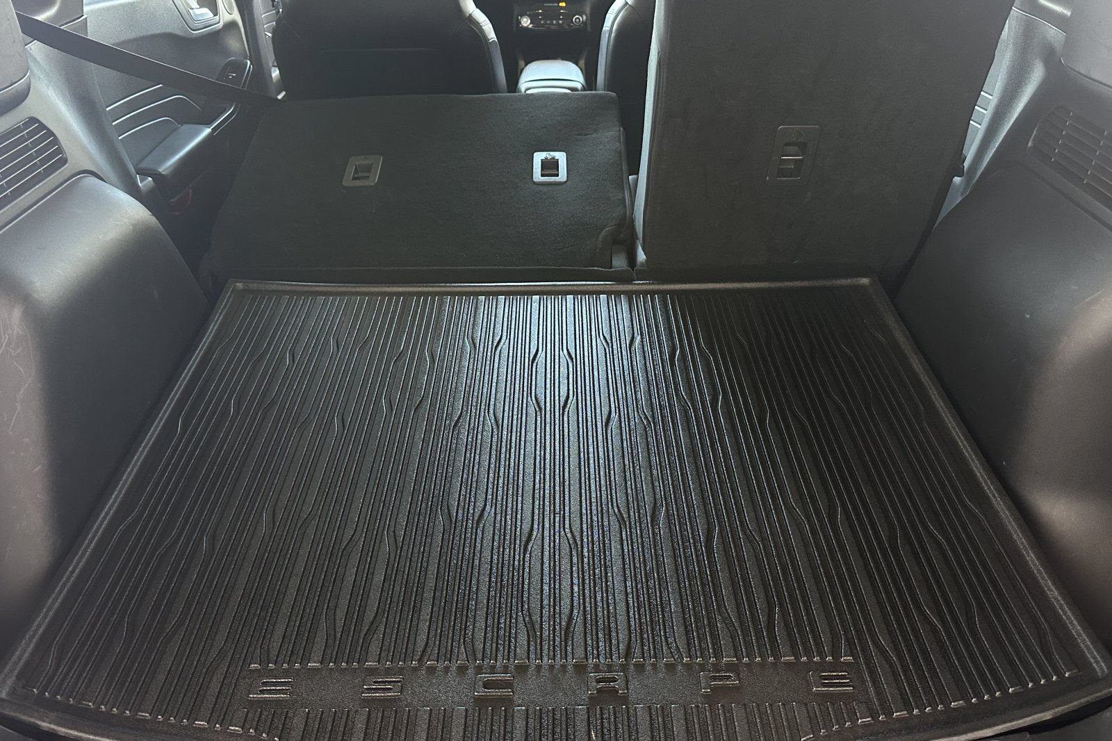 Certified 2023 Ford Escape SE w/ PHEV Premium Package FWD image 14