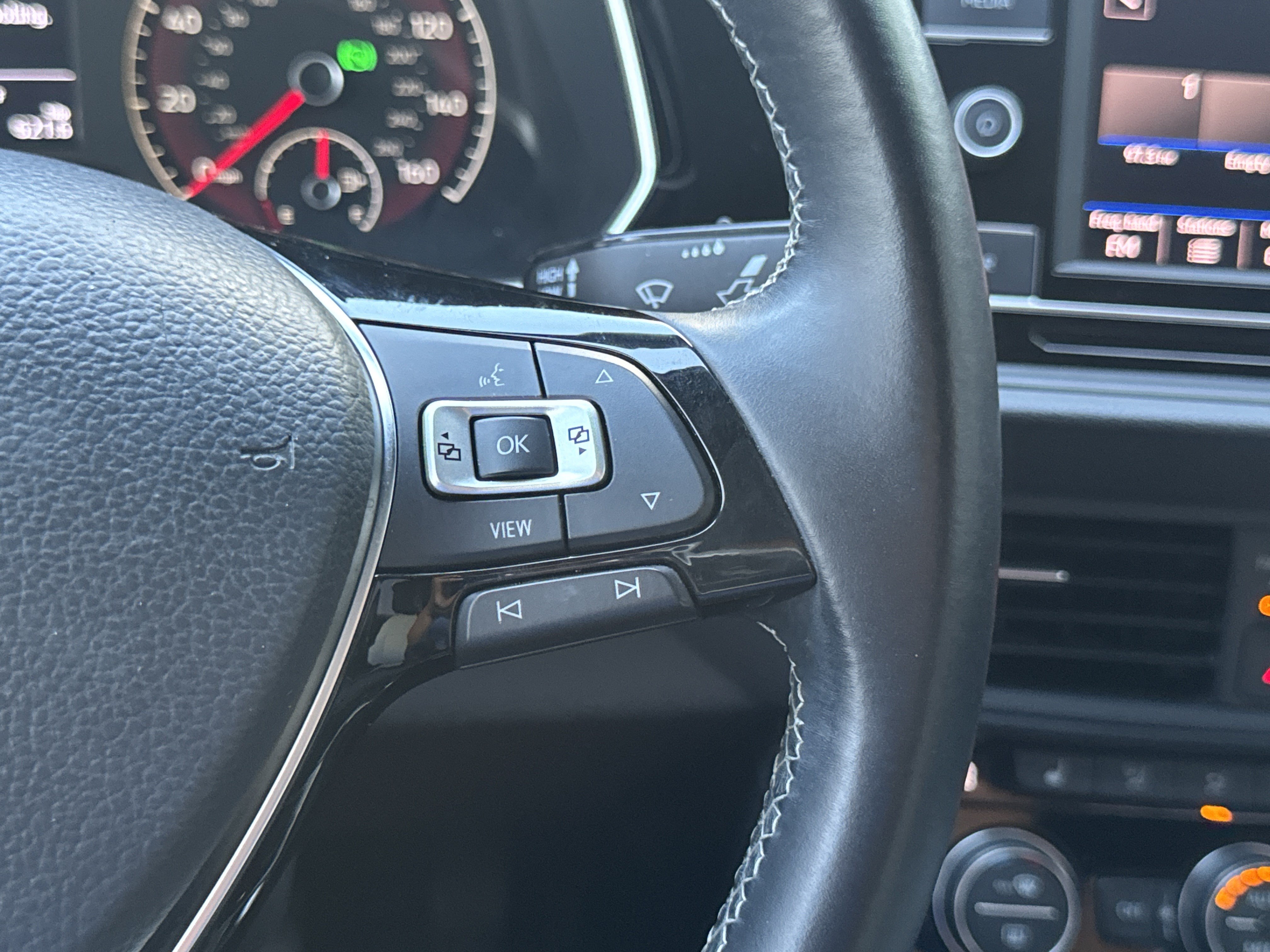Used 2019 Volkswagen Jetta R-Line FWD image 15