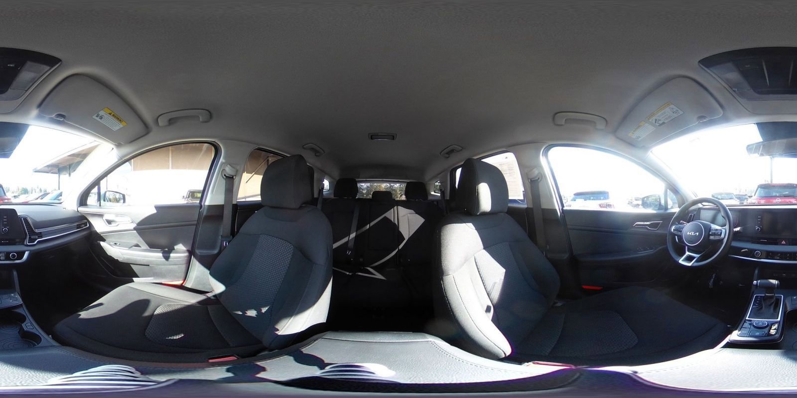 Used 2025 Kia Sportage LX image 42