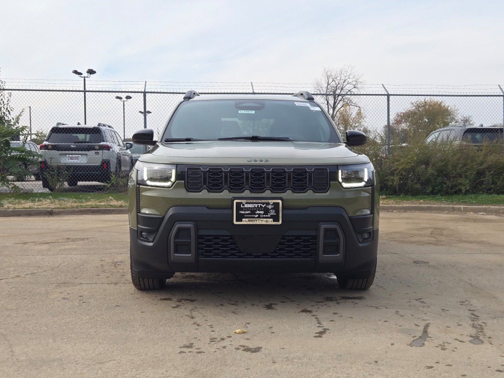 New 2027 Jeep Cherokee Laredo AWD/4WD image 4