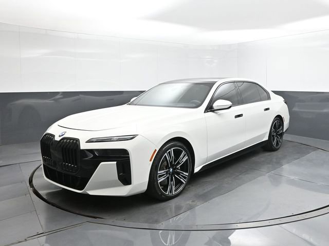 New 2025 BMW 760i xDrive w/ Executive Package