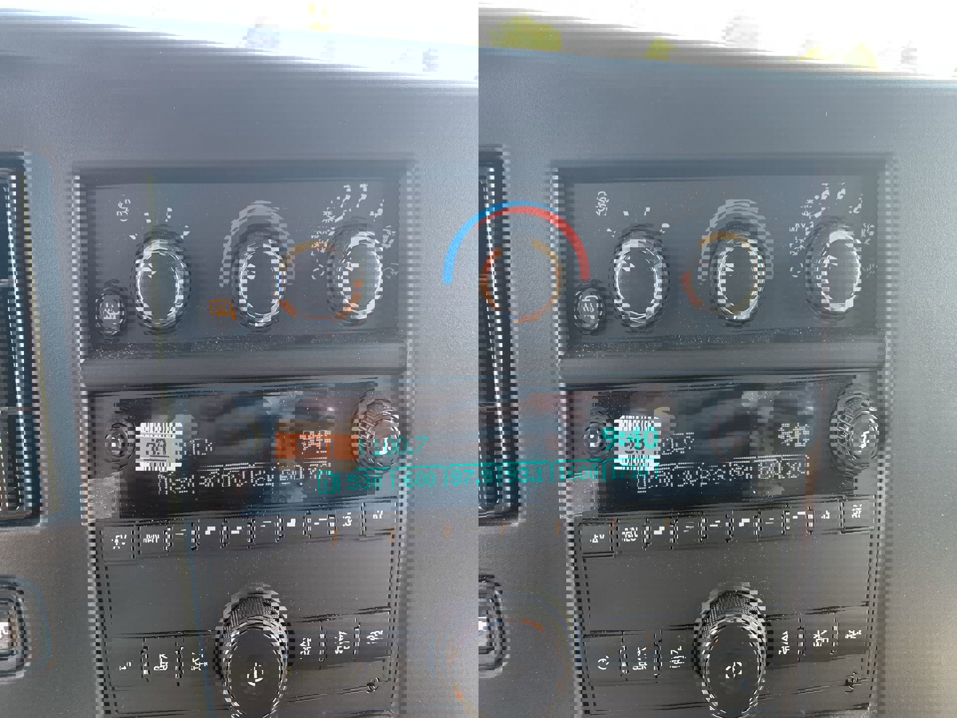 New 2025 GMC Savana 3500 1WT w/ Power Convenience Package image 35