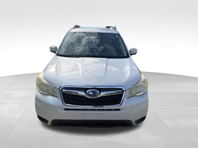 Used 2014 Subaru Forester 2.5i Premium w/ All-Weather Package AWD/4WD image 9