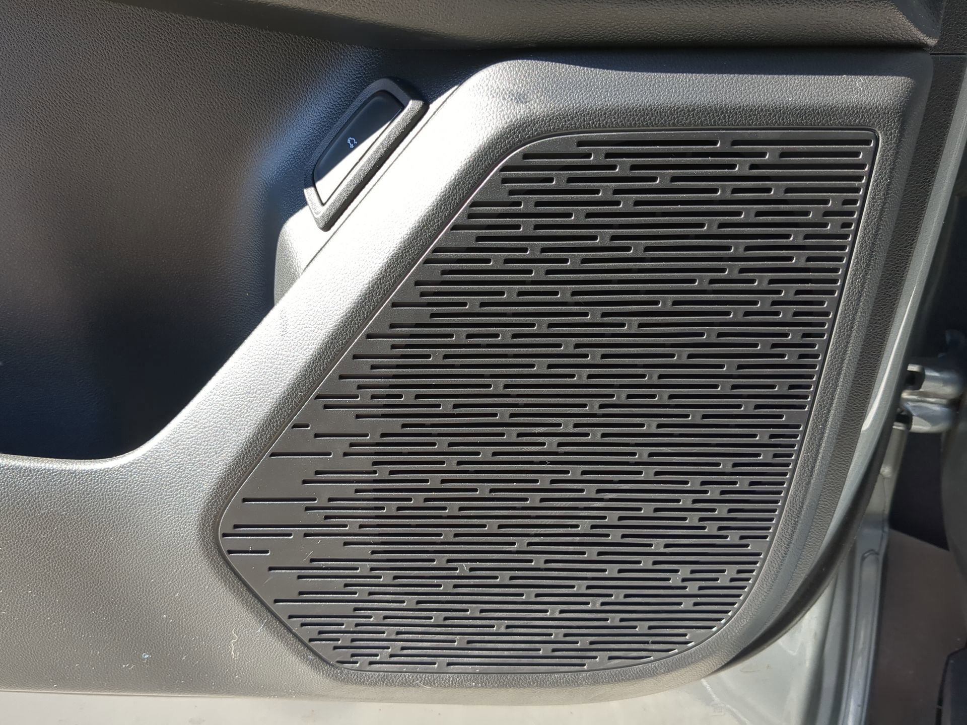 Used 2025 Chevrolet Equinox ACTIV w/ Convenience Package III image 48