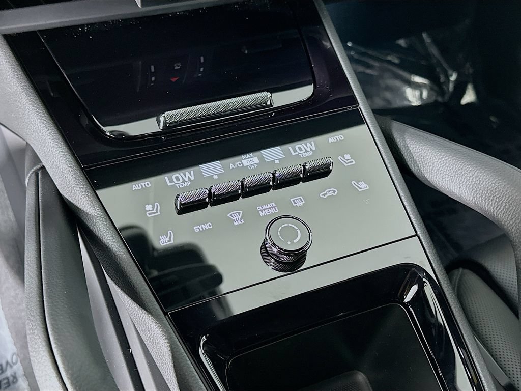 New 2026 Porsche Cayenne AWD/4WD image 18