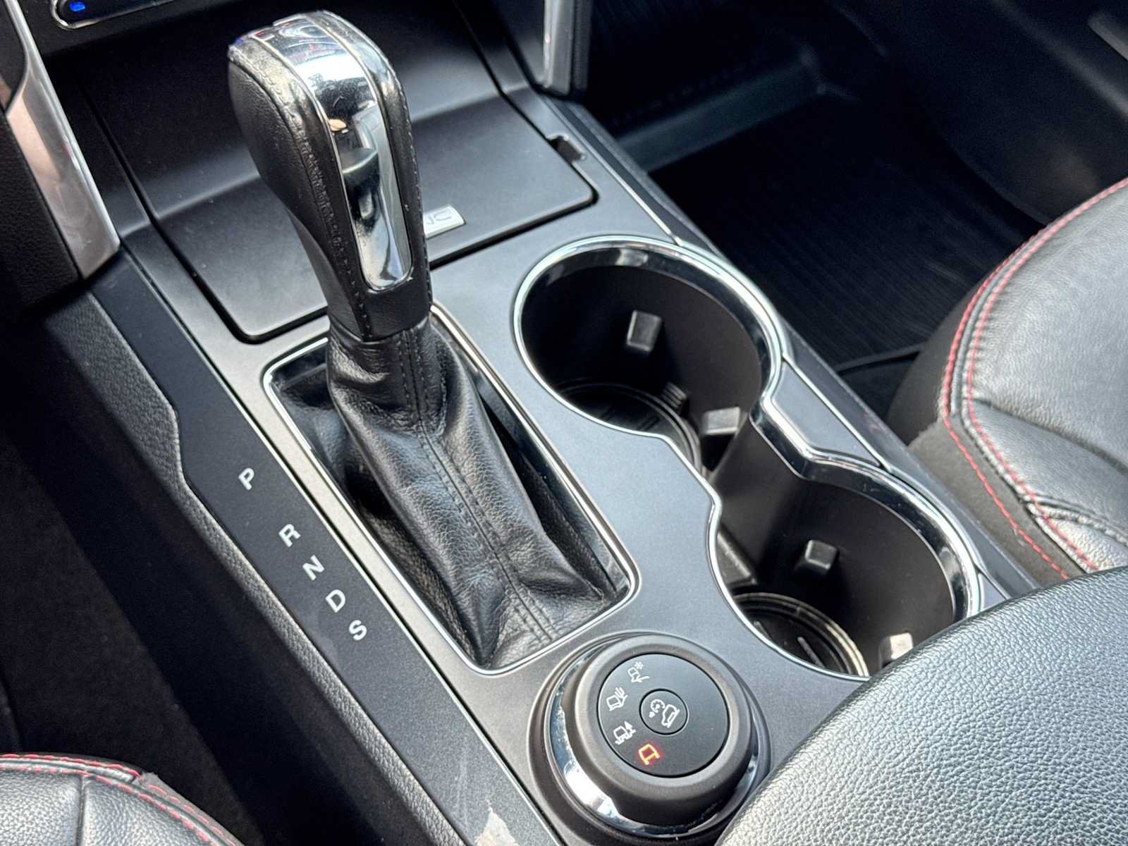 Used 2018 Ford Explorer Sport AWD/4WD image 31