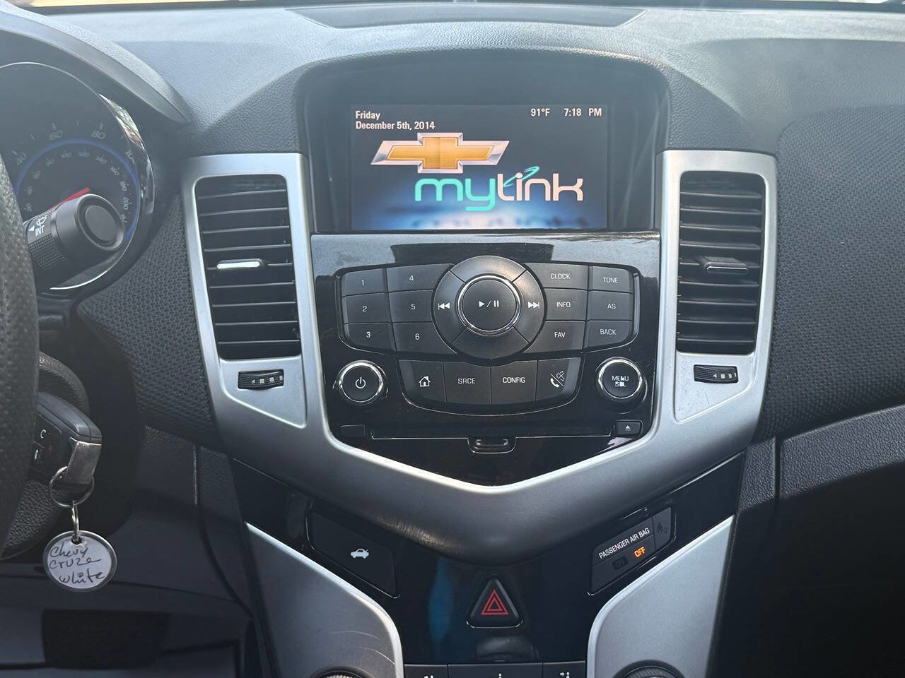 Used 2016 Chevrolet Cruze LT FWD image 23