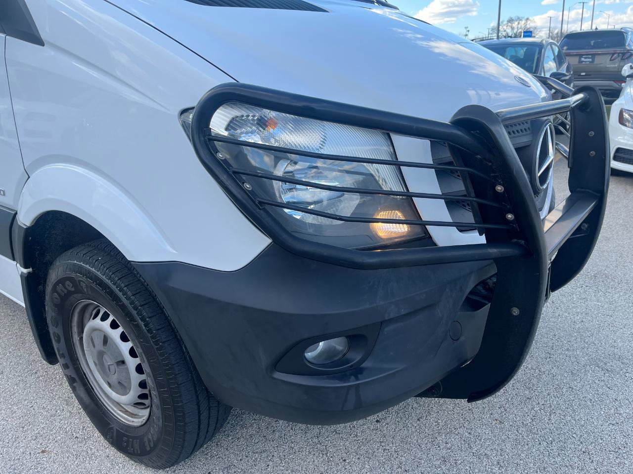 Used 2015 Mercedes-Benz Sprinter 2500 image 12