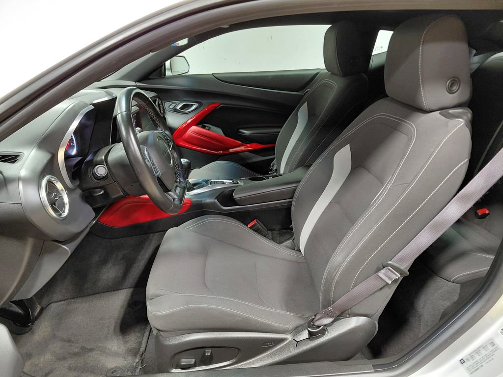 Used 2017 Chevrolet Camaro LT image 8