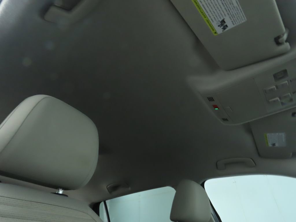 Certified 2022 Volkswagen Tiguan S image 18