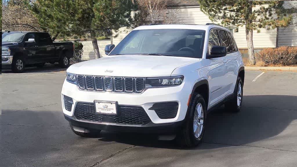 New 2026 Jeep Grand Cherokee Laredo X AWD/4WD image 4