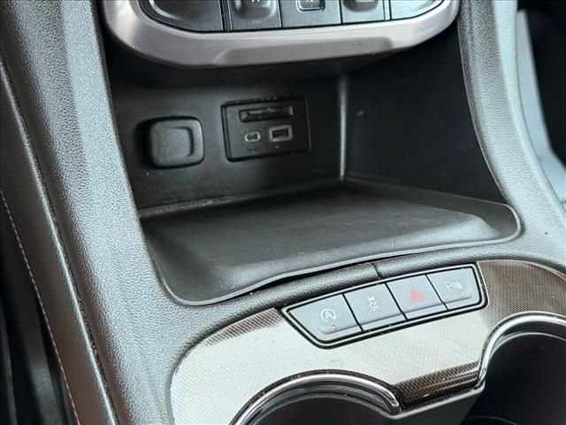 Used 2020 GMC Acadia AT4 w/ Driver Alert Package II AWD/4WD image 22