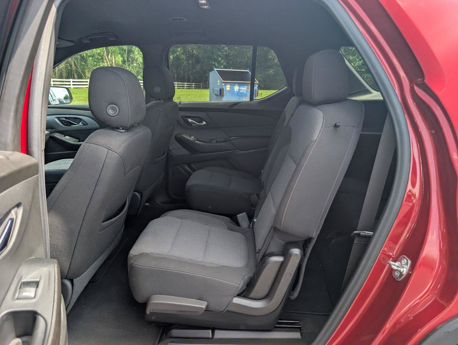 Certified 2023 Chevrolet Traverse LT FWD image 31