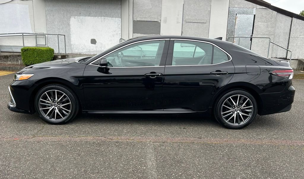 Certified 2023 Toyota Camry XLE w/ Cold Weather Package AWD/4WD image 8
