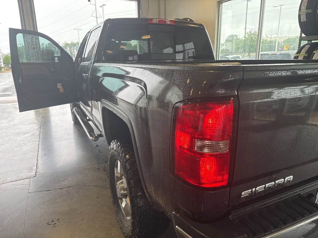 Used 2016 GMC Sierra 2500 SLE w/ SLE Preferred Package AWD/4WD image 5