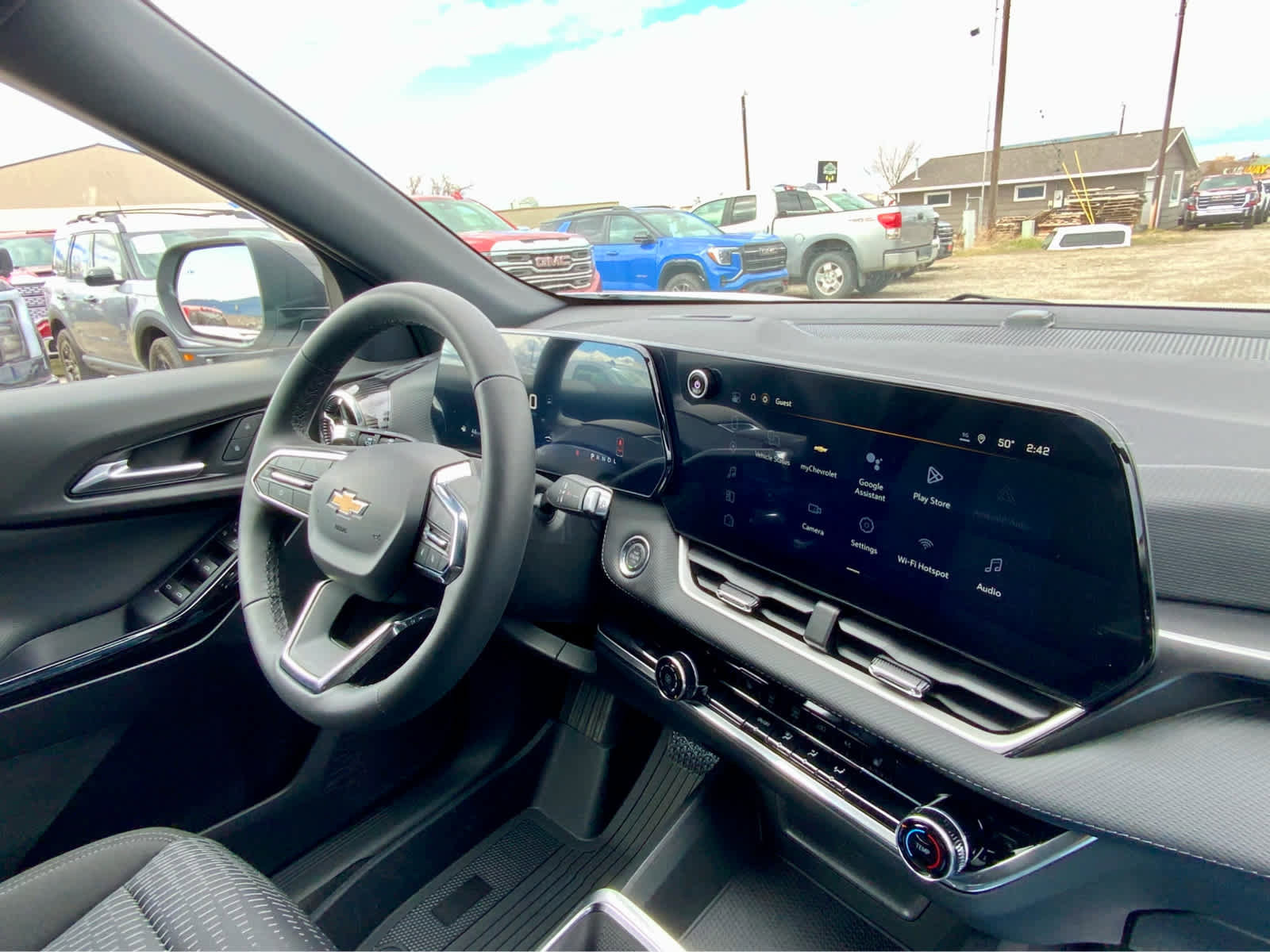 New 2026 Chevrolet Equinox LT w/ Safety and Technology Package AWD/4WD image 40