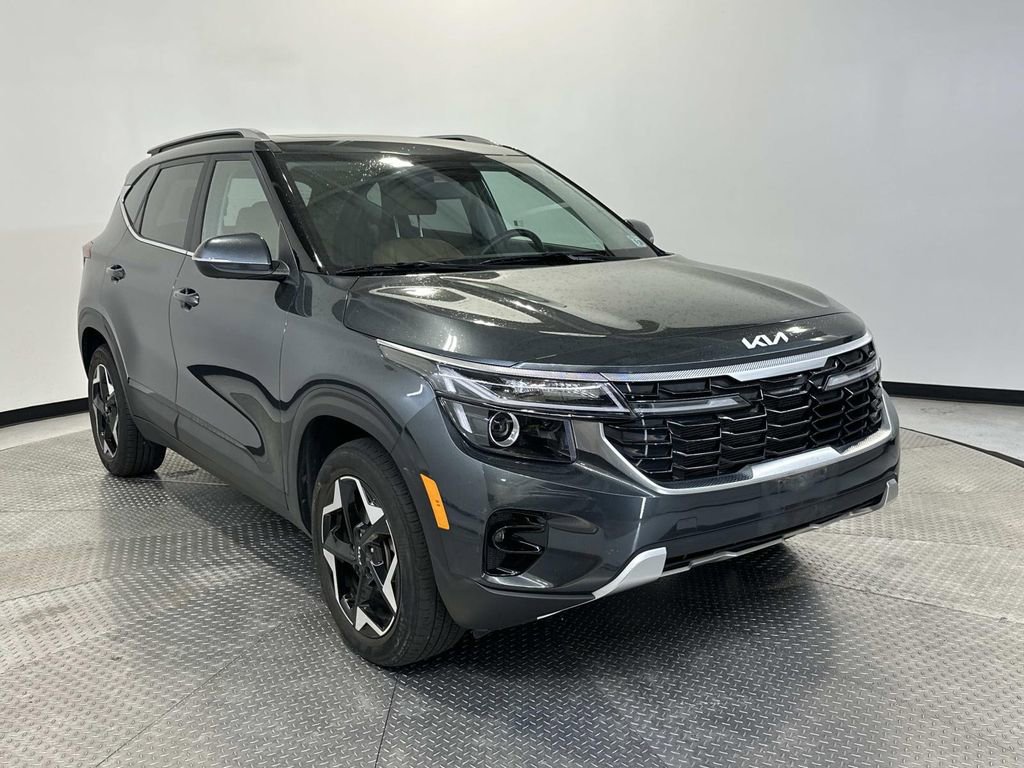 Used 2024 Kia Seltos EX image 1