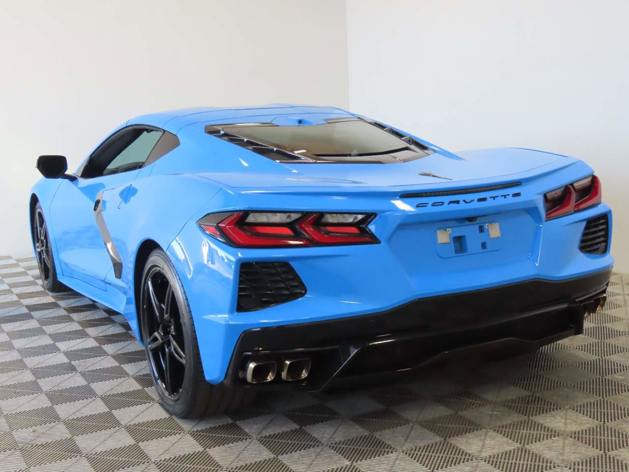 Used 2022 Chevrolet Corvette Stingray Premium Cpe w/ 3LT RWD image 3