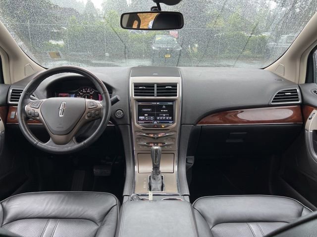 Used 2013 Lincoln MKX AWD image 9