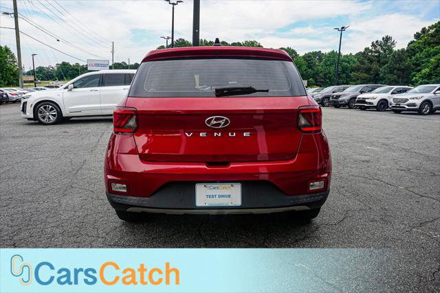 Used 2021 Hyundai Venue SE FWD image 14