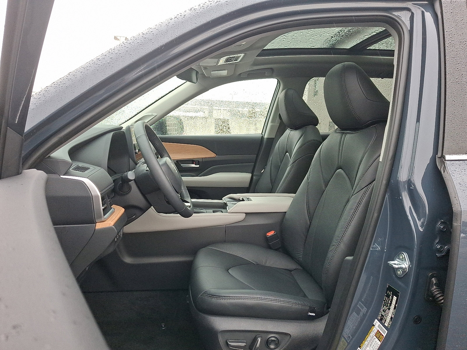 Certified 2026 Toyota Grand Highlander Limited image 15