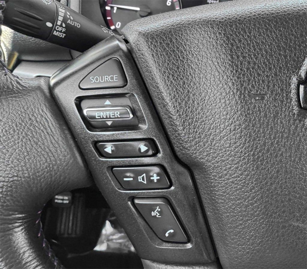 Used 2021 Nissan Titan PRO-4X w/ Pro-4x Utility Package image 19