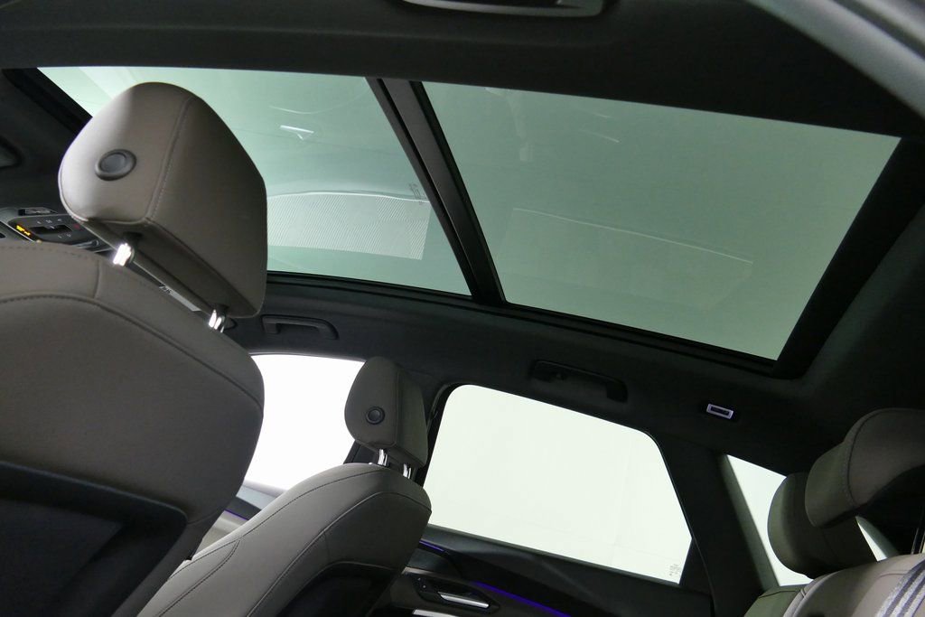 Used 2025 Audi Q5 Premium w/ Convenience Package image 29