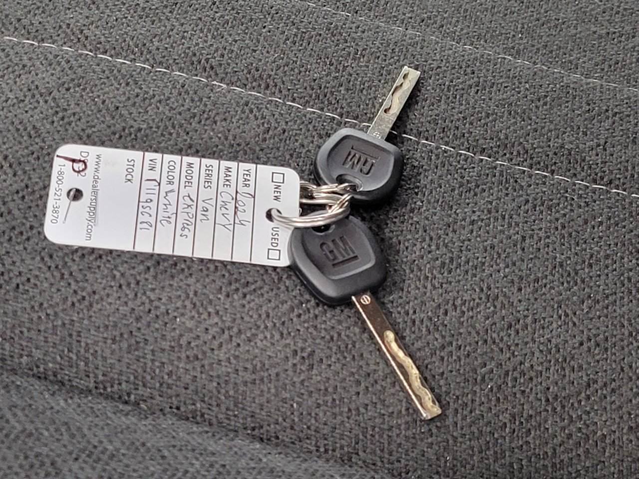 Used 2024 Chevrolet Express 2500 w/ Driver Convenience Package image 24