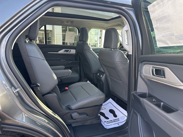 New 2026 Ford Explorer Active w/ Active Comfort Package image 16