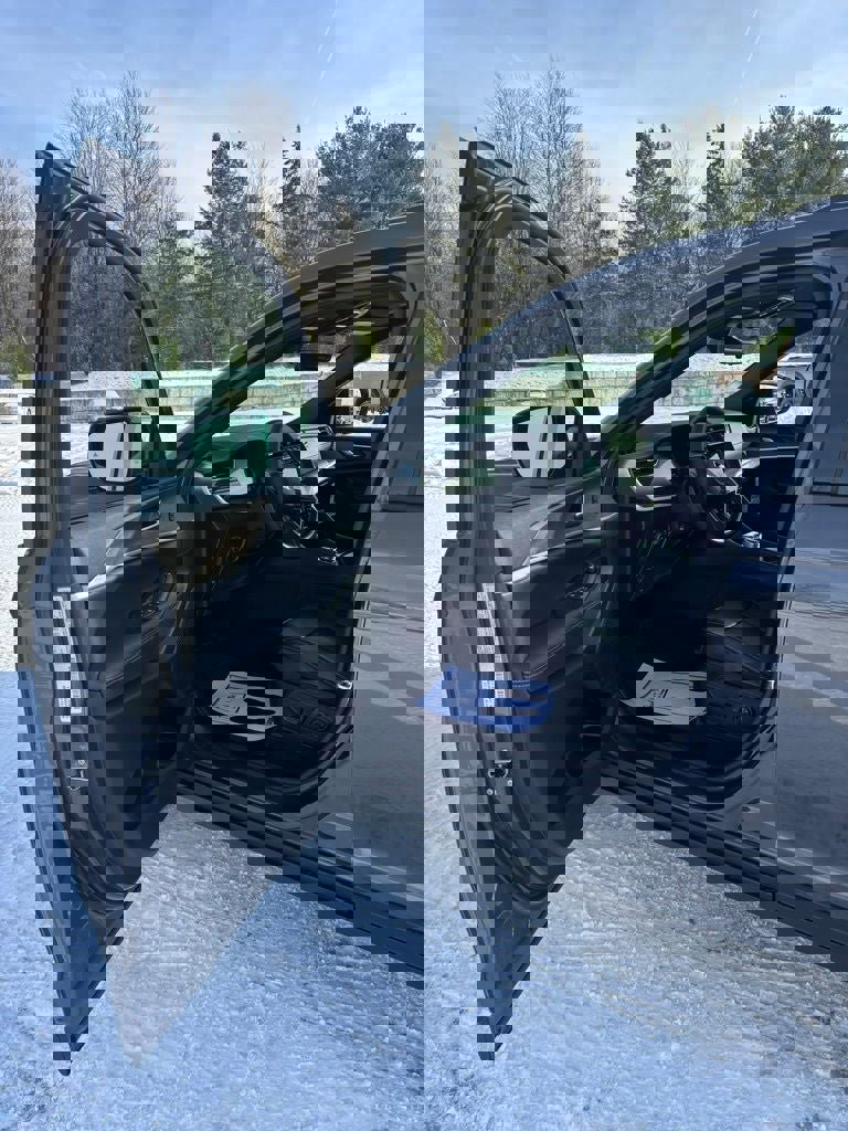 New 2025 Jeep Grand Cherokee L Limited image 11