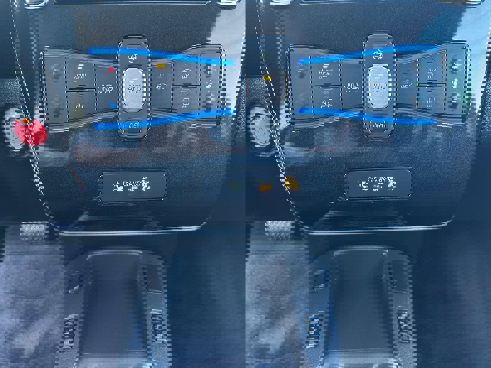 Used 2016 Nissan Leaf SV image 21