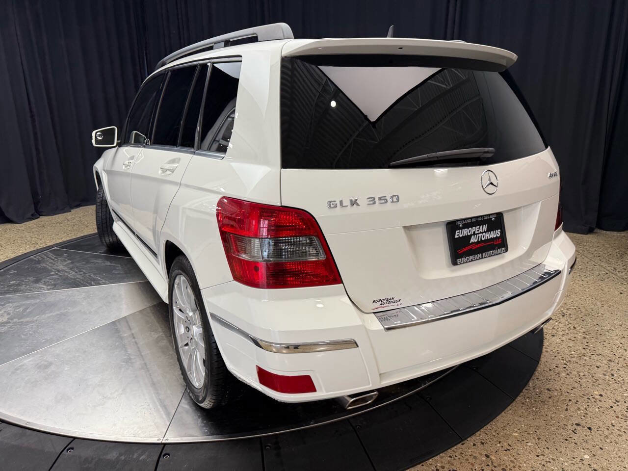 Used 2010 Mercedes-Benz GLK 350 4MATIC image 7