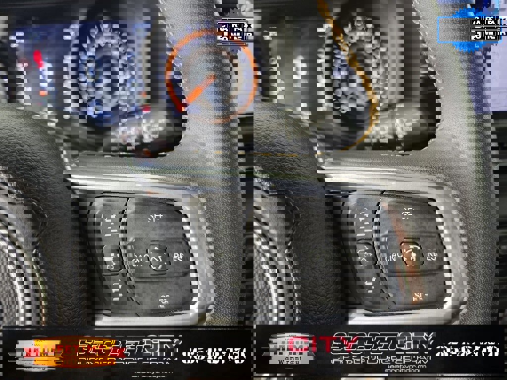 Used 2024 Jeep Wrangler Sahara image 17