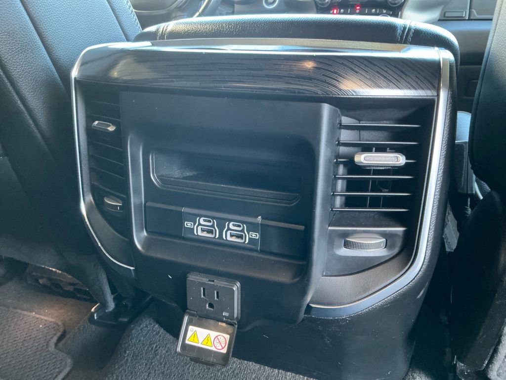 Used 2024 RAM 1500 Laramie image 23